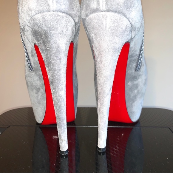 Christian Louboutin 💯 %Authentic - Picture 10 of 15